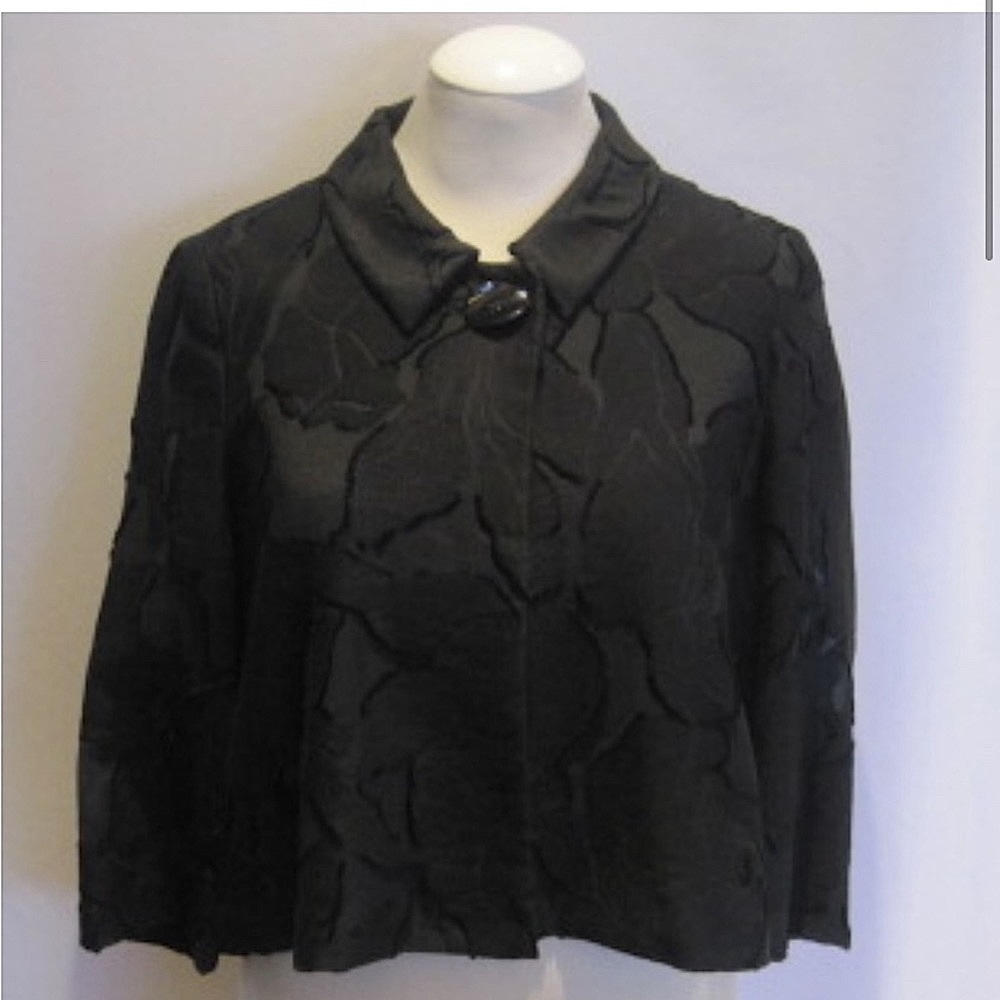 PIU & PIU Cropped Jacket
C$80 €$453 | Size: 38 | PIU & PIU